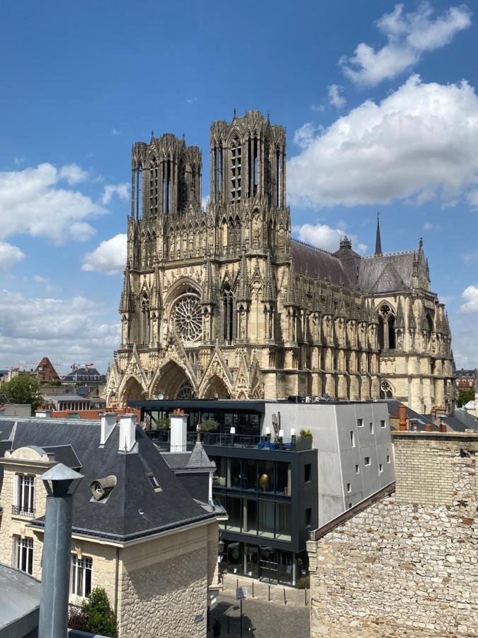 랭스 Duplex Hammam Au Pied De La Cathedrale Avec Vue 아파트 외부 사진